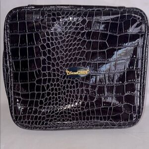 SeneGence Glossy Black w/purple tone Crocodile-Patterned Toiletry Bag, New
